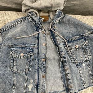 Distressed cropped denim jacket with hood from American eagle